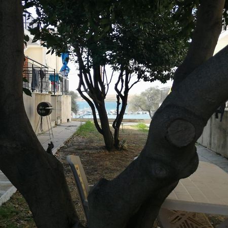 Alexander Apartments Nea Koutali Bagian luar foto