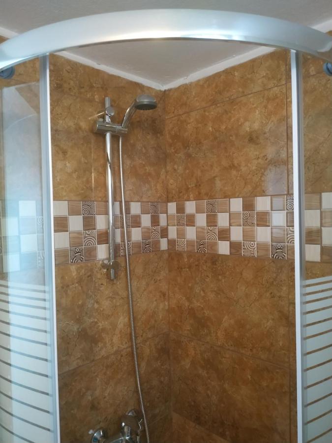 Alexander Apartments Nea Koutali Bagian luar foto