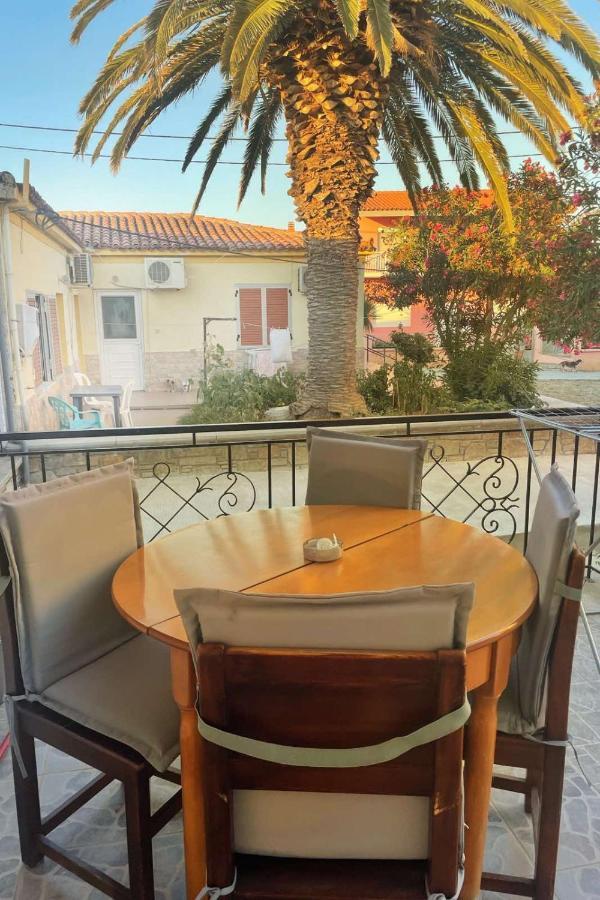 Alexander Apartments Nea Koutali Bagian luar foto