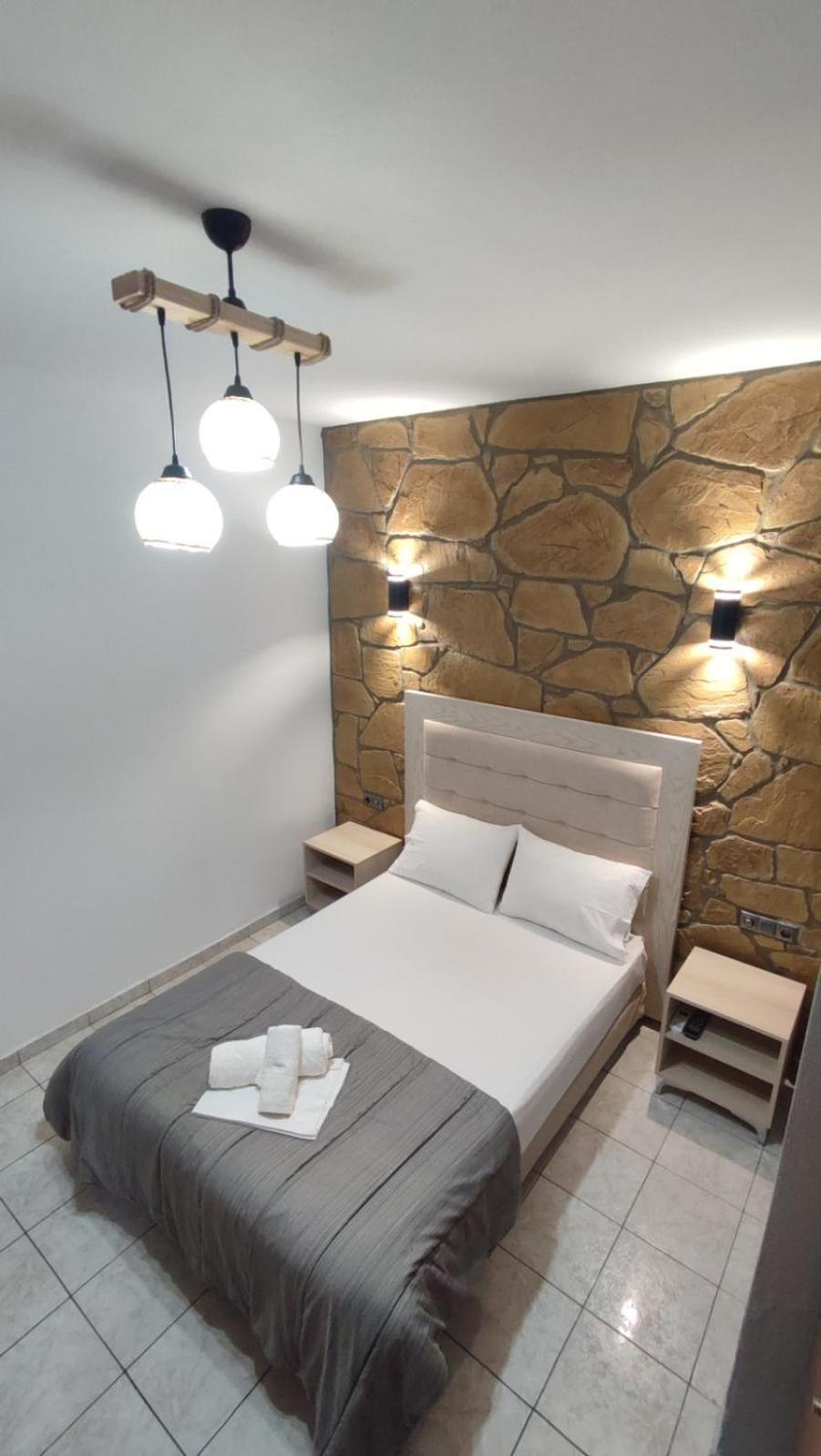 Alexander Apartments Nea Koutali Bagian luar foto