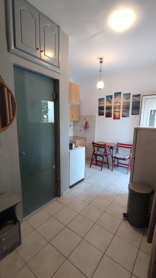 Alexander Apartments Nea Koutali Bagian luar foto